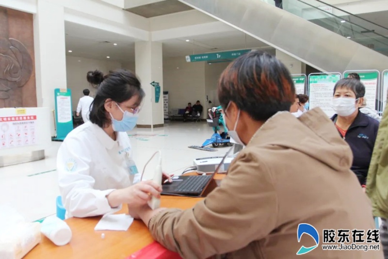 莱州市人民医院举行“关爱骨骼 幸福晚年”2023全国骨病大型义诊及健康咨询活动